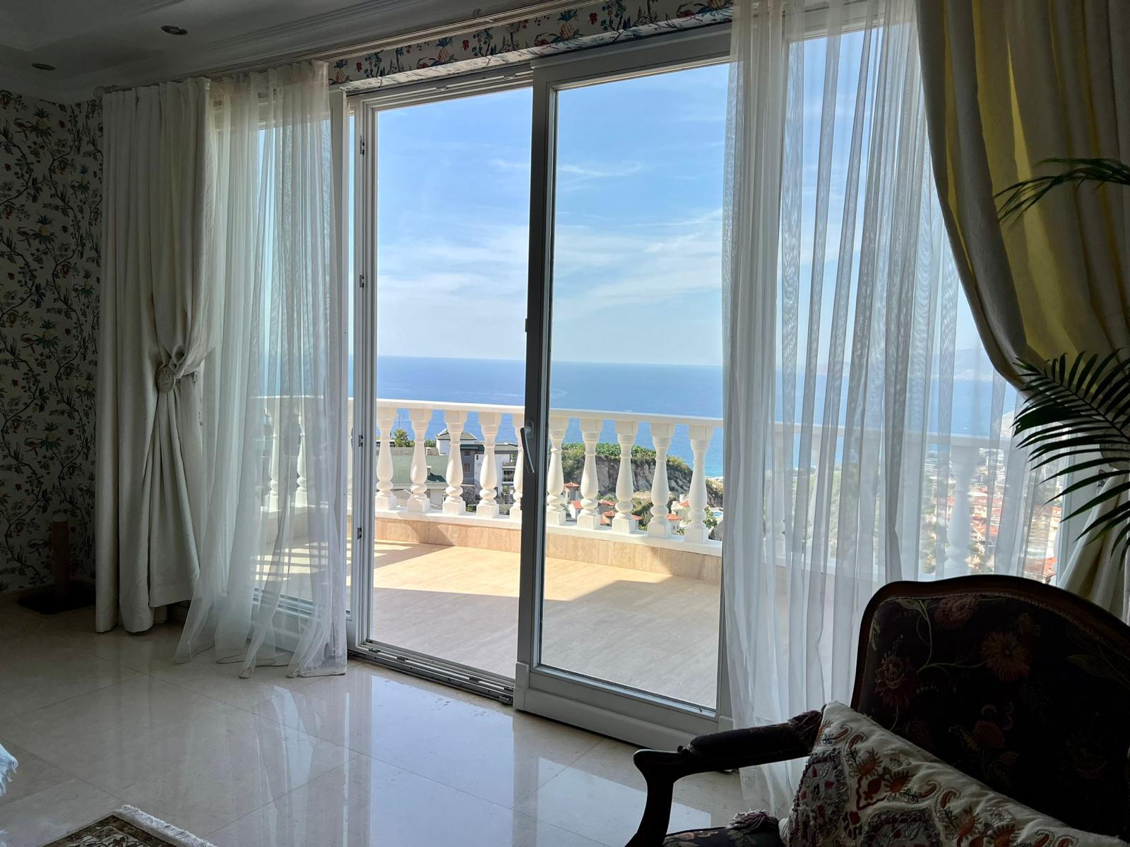 Living room with sea view